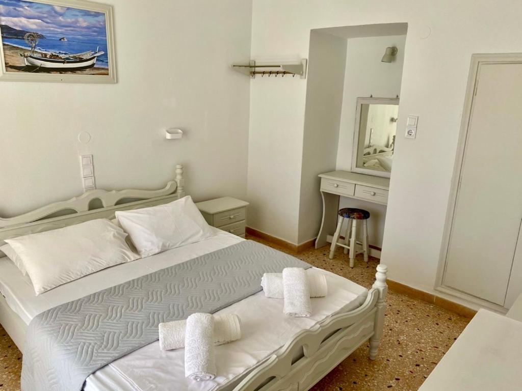 Studios Argyris Poros Town Exterior foto