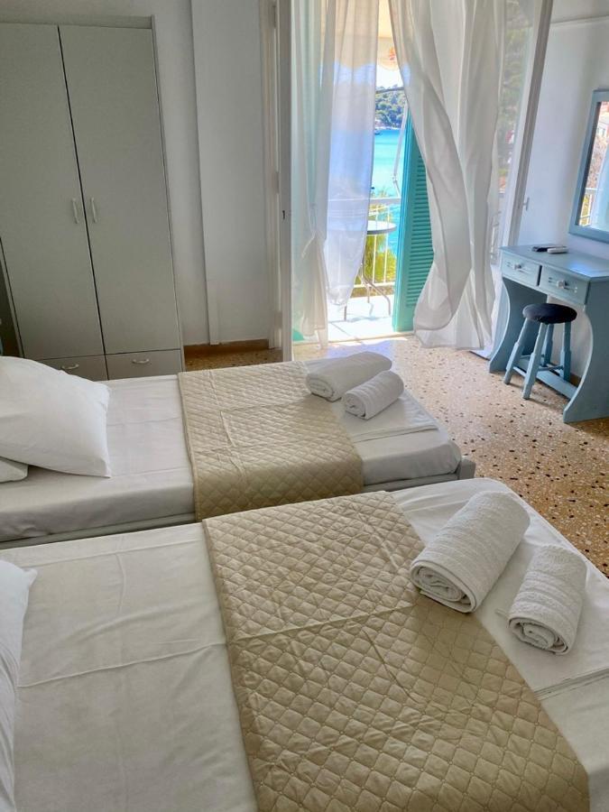Studios Argyris Poros Town Exterior foto