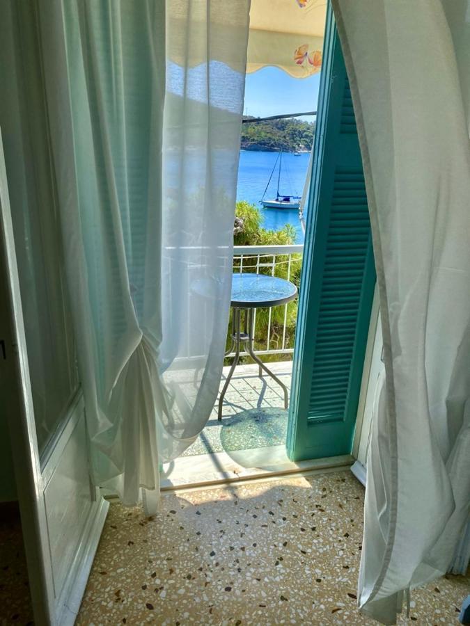 Studios Argyris Poros Town Exterior foto
