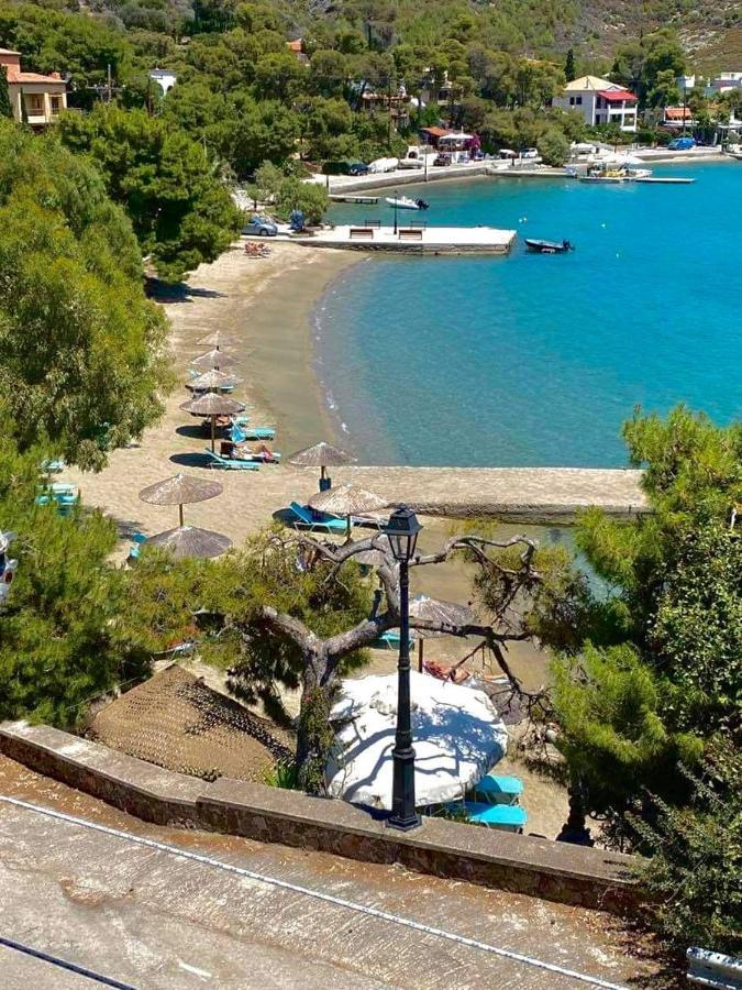 Studios Argyris Poros Town Exterior foto