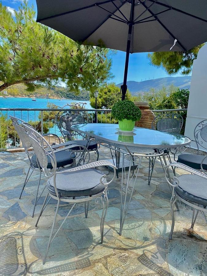 Studios Argyris Poros Town Exterior foto
