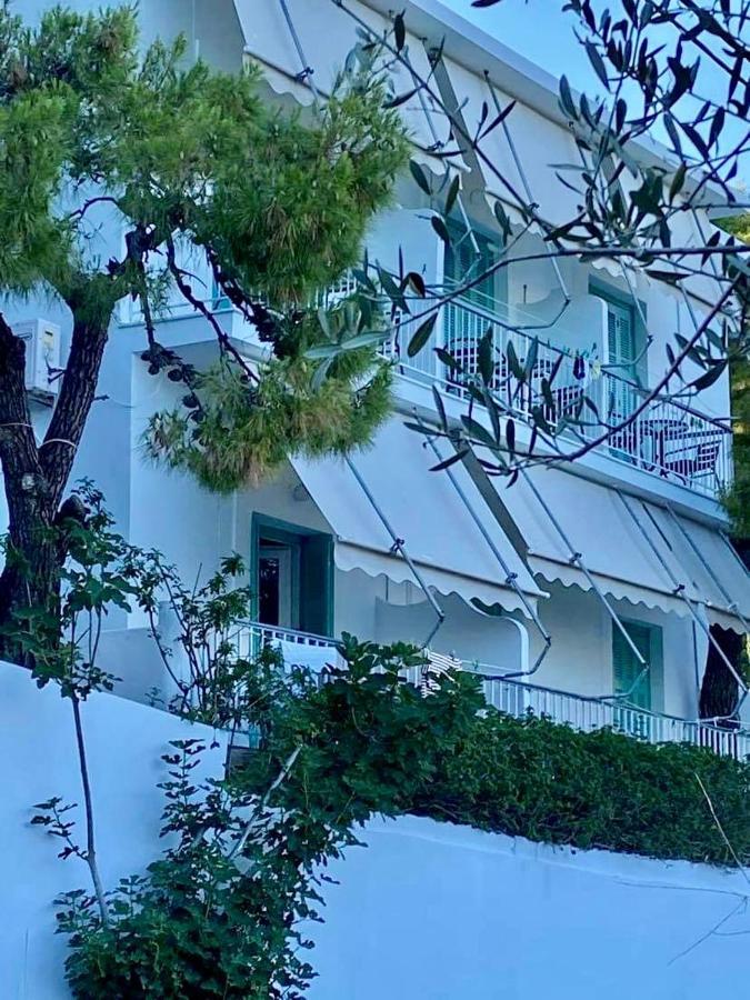Studios Argyris Poros Town Exterior foto