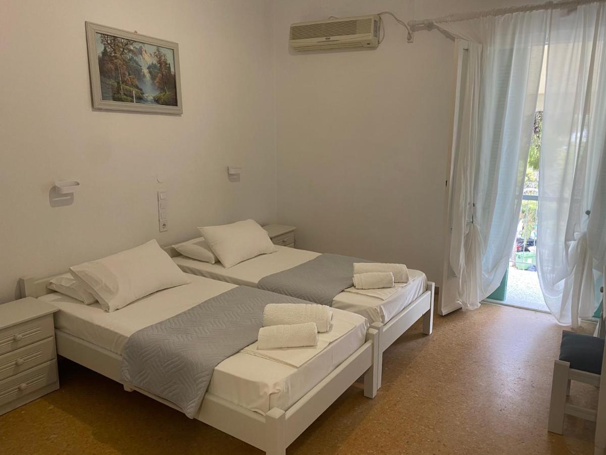 Studios Argyris Poros Town Exterior foto